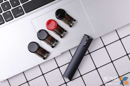 悦刻5雾化弹注油 